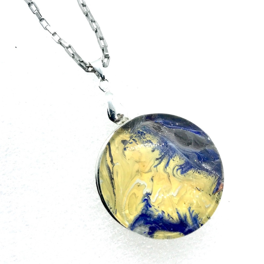 Statement Snap pendant with handmade 30mm snap SJ30 simple round